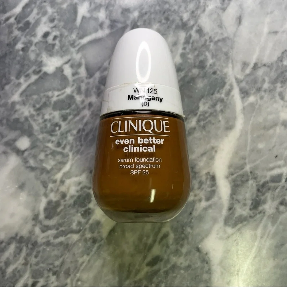 Clinique Even Better Clinical Foundation‎ Mahogany
